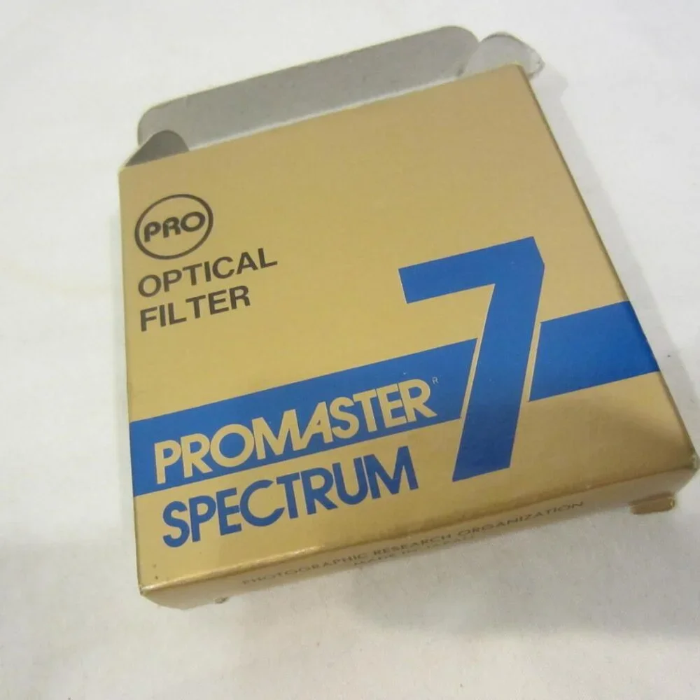 CANON 35-70MM 1:8 macro lens spectrum 7 filter Hoya UV
